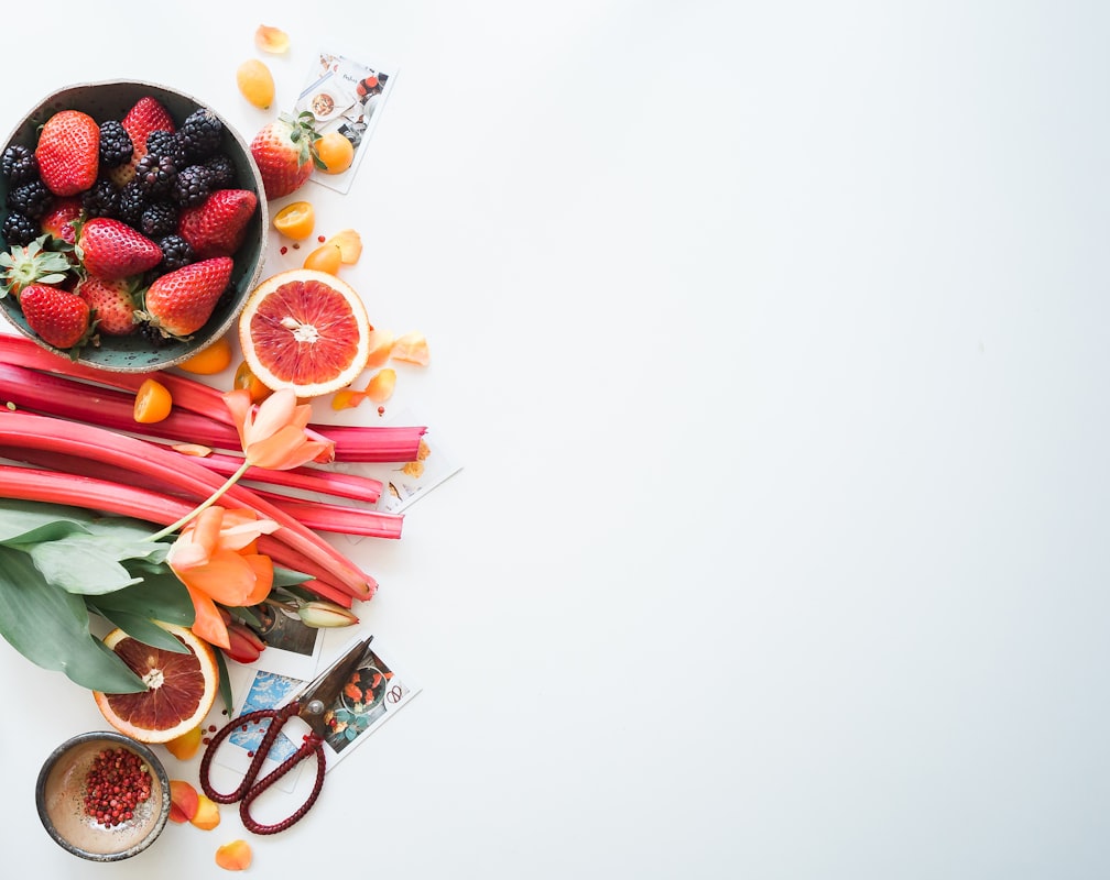 Berries and low-glycemic fruits